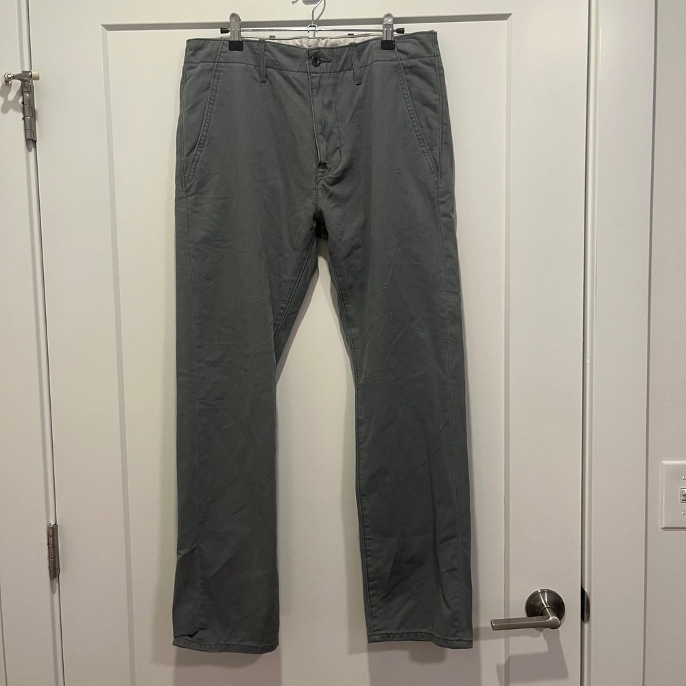 Levi‎ Strauss & Co Mens Gray Chino Pants Straight Leg W32 L30 55688-0001